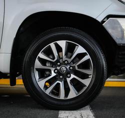 2023 Toyota Landcruiser Prado VX