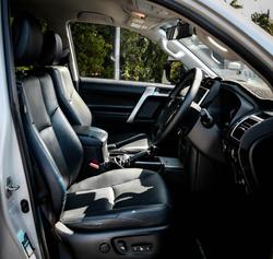 2023 Toyota Landcruiser Prado VX