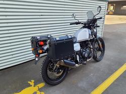 2022 Royal Enfield Himalayan E5 Mid Himalayan Silver