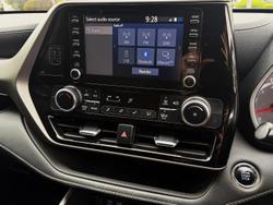 2022 Toyota Kluger GX