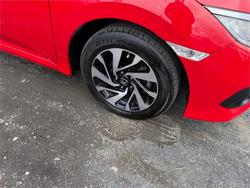 2018 HONDA CIVIC VTi-S