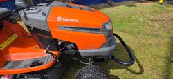 2015 Husqvarna 2015 Husqvarna TS 138 Tractor Orange