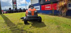 2015 Husqvarna 2015 Husqvarna TS 138 Tractor Orange