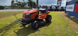 2015 Husqvarna 2015 Husqvarna TS 138 Tractor Orange