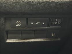 2025 Nissan Navara ST