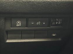 2025 Nissan Navara ST