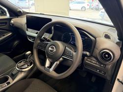 2025 Nissan JUKE ST+