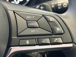 2025 Nissan JUKE ST+