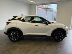 2025 Nissan JUKE ST+