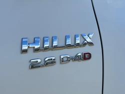 2020 Toyota Hilux SR5