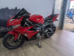 2012 Triumph DAYTONA 675 RED