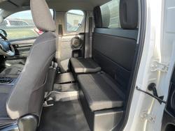 2019 Toyota Hilux SR