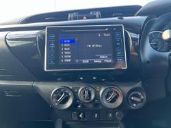 2019 Toyota Hilux SR