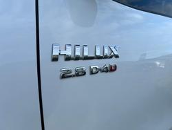 2019 Toyota Hilux SR