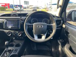 2019 Toyota Hilux SR