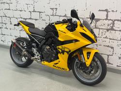 2025 Suzuki GSX-8R GSX-R Yellow