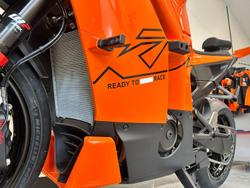 2026 KTM 990 RC R RC Orange
