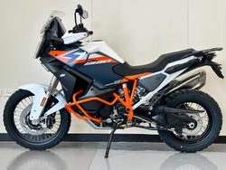 2026 KTM 1390 Super Adventure R Super Adventure Orange