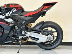 2025 Aprilia RSV4 1100 Factory RSV4