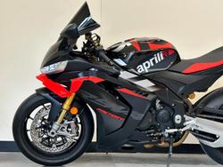 2025 Aprilia RSV4 1100 Factory RSV4