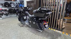 2023 Indian ROADMASTER LIMITED BLACK METALLIC