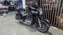 2023 Indian ROADMASTER LIMITED BLACK METALLIC