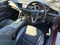 2018 Holden Calais