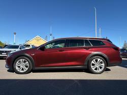 2018 Holden Calais
