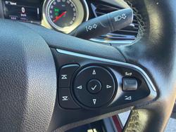2018 Holden Calais