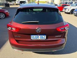 2018 Holden Calais