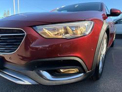 2018 Holden Calais