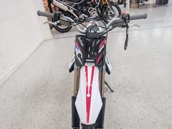2025 Sur-ron 2025 Sur-ron ELECTRIC HYPER BEE White