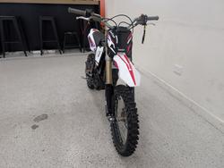 2025 Sur-ron 2025 Sur-ron ELECTRIC HYPER BEE White