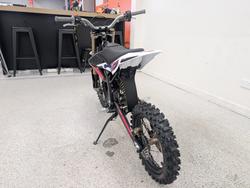 2025 Sur-ron 2025 Sur-ron ELECTRIC HYPER BEE White