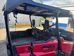 2017 Honda PIONEER 1000-3 Red