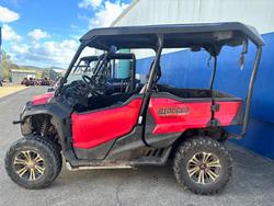 2017 Honda PIONEER 1000-3 Red