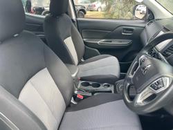 2022 Mitsubishi Triton GLX