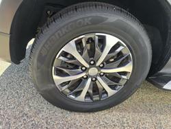 2023 LDV D90