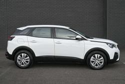 2017 Peugeot 3008 Active