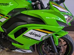 2025 Kawasaki NINJA 650 GREEN