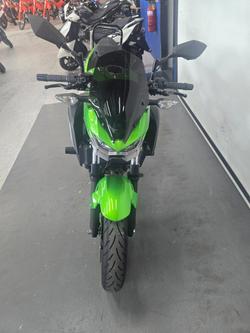 2025 Kawasaki Z500 Green