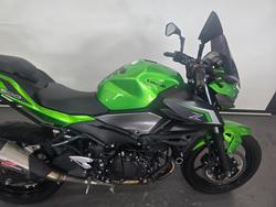 2025 Kawasaki Z500 Green
