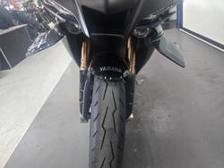 2025 Yamaha YZF-R1 Black