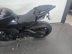 2025 Yamaha YZF-R1 Black