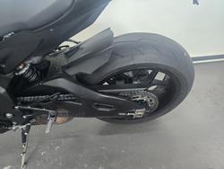2025 Yamaha YZF-R1 Black