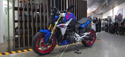 2026 BMW Motorrad F 900 R BLUE