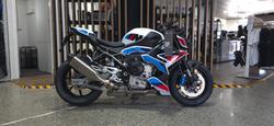 BMW Motorrad M 1000 R