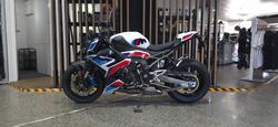 2026 BMW Motorrad M 1000 R WHITE