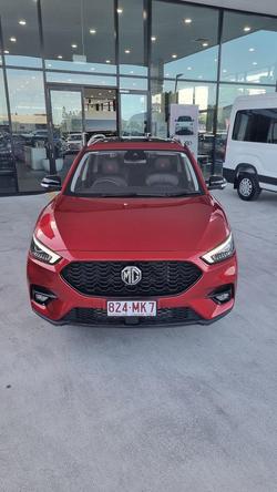 2024 MG ZST Essence