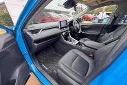 2020 Toyota RAV4 Cruiser